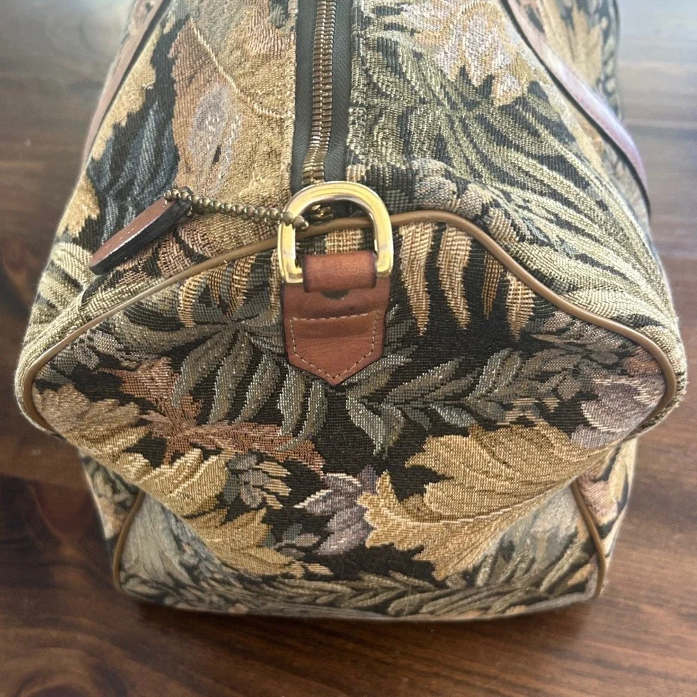 Vintage Boyt USA Duffel Bag Unisex Large Multicolor Tapestry Floral Leather